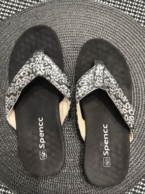 Black Sandal Flip-Flops with Gray Leopard Straps